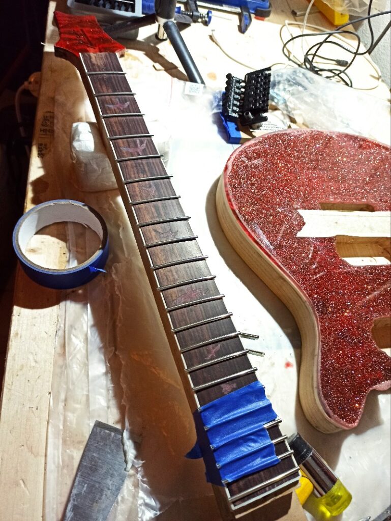 PRS-style fretting