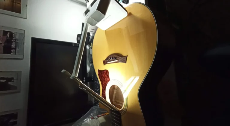 Cover-preparazione-corpo-chitarra-acustica-img-01