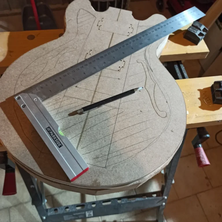 Es339 disegno corpo matita
