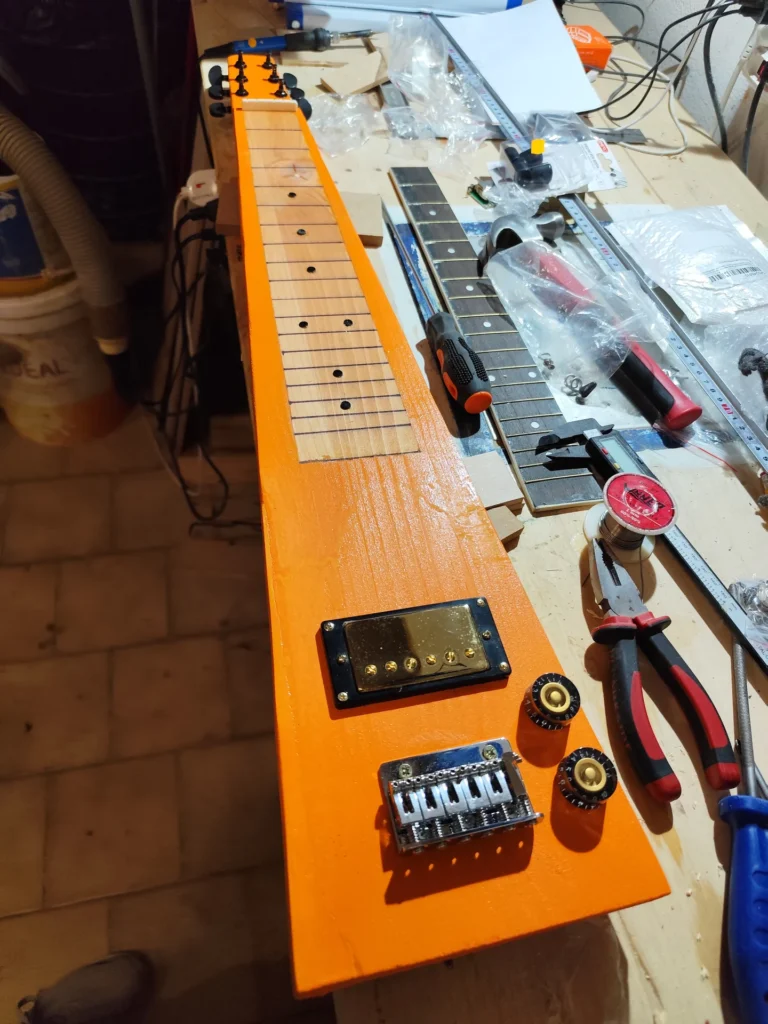installazione corpo chitarra elettrica img 01 01