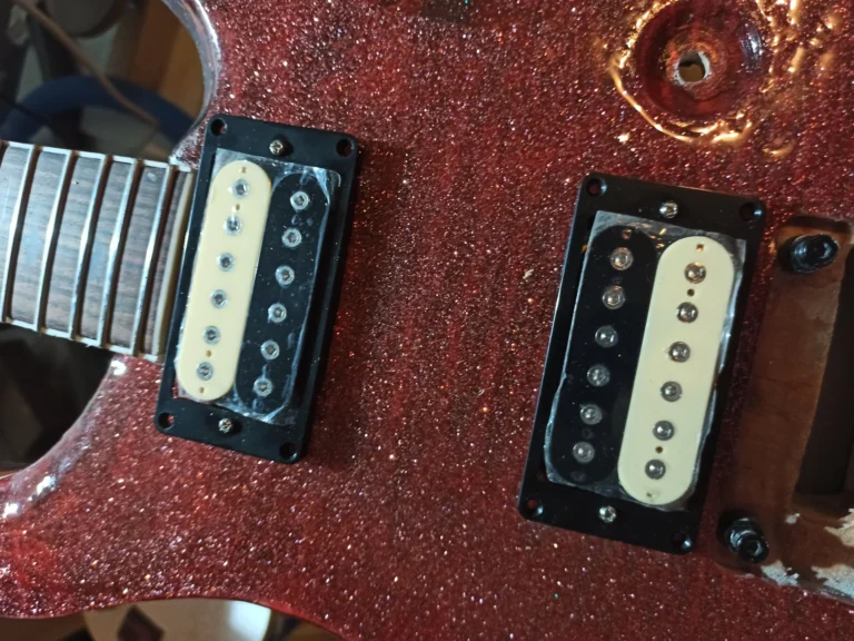 Installazione pickup corpo chitarra