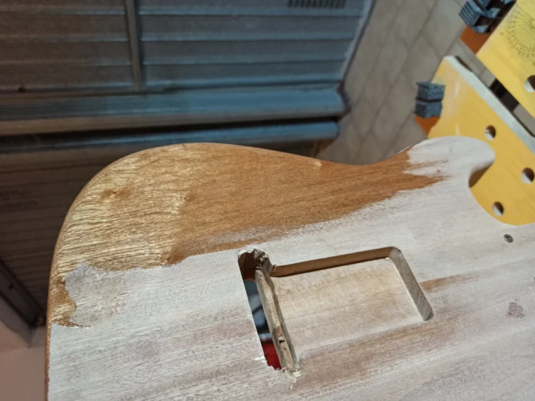 Levigatura corpo legno
