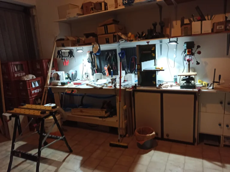 Preparazione corpo banco lavoro