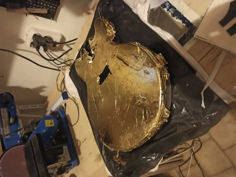 Preparazione corpo foglia oro