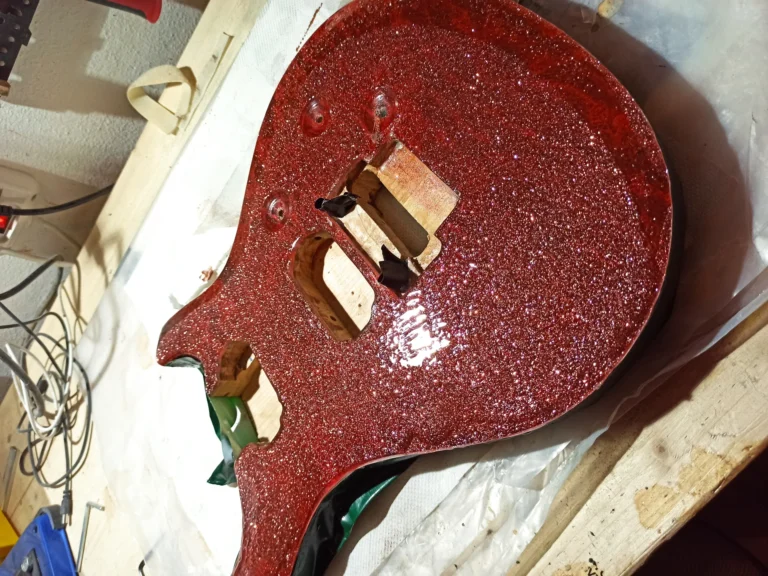 Verniciatura corpo chitarra
